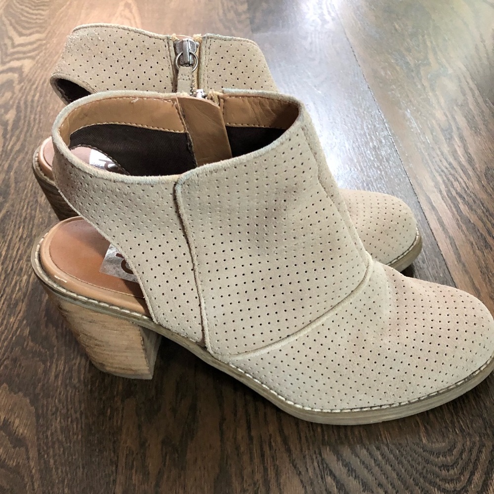 Dolce Vita Heeled Booties